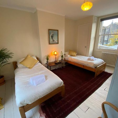 Camden Town Accomodation ลอนดอน ภายนอก รูปภาพ